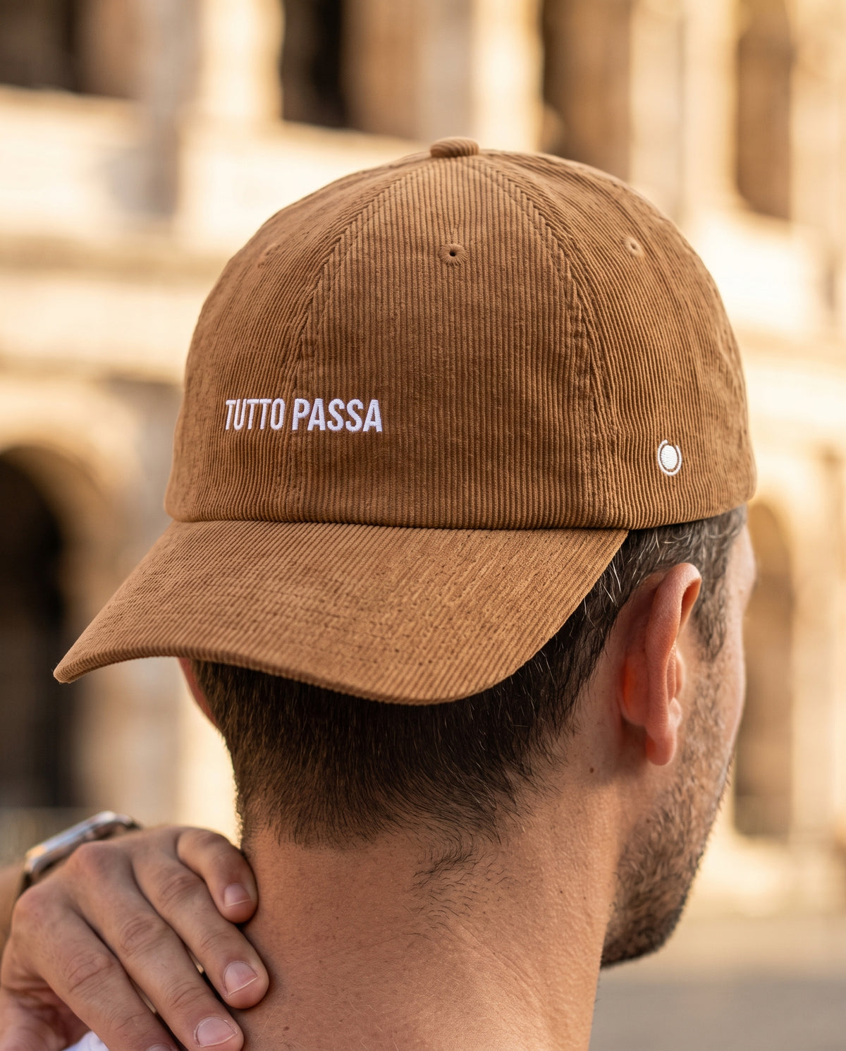 tutto passa corduroy camel hat style