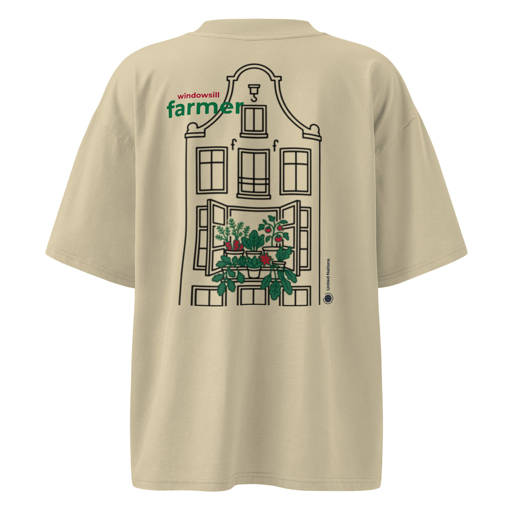 Windowsill farmer beige tshirt back true